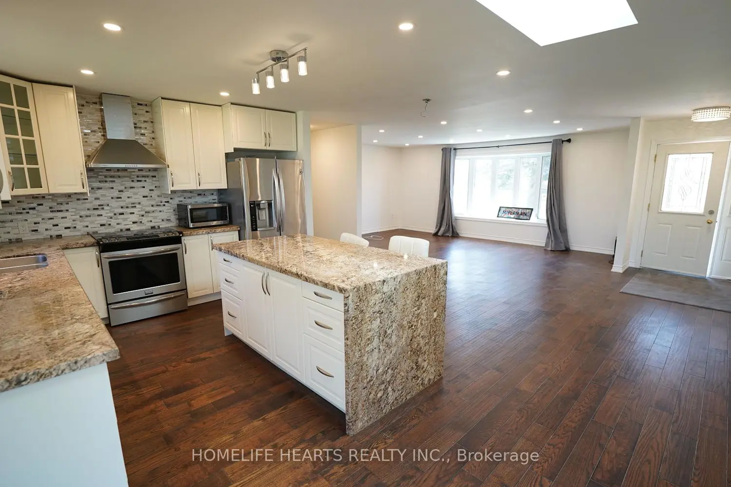 384 Zephyr Road photo 5
