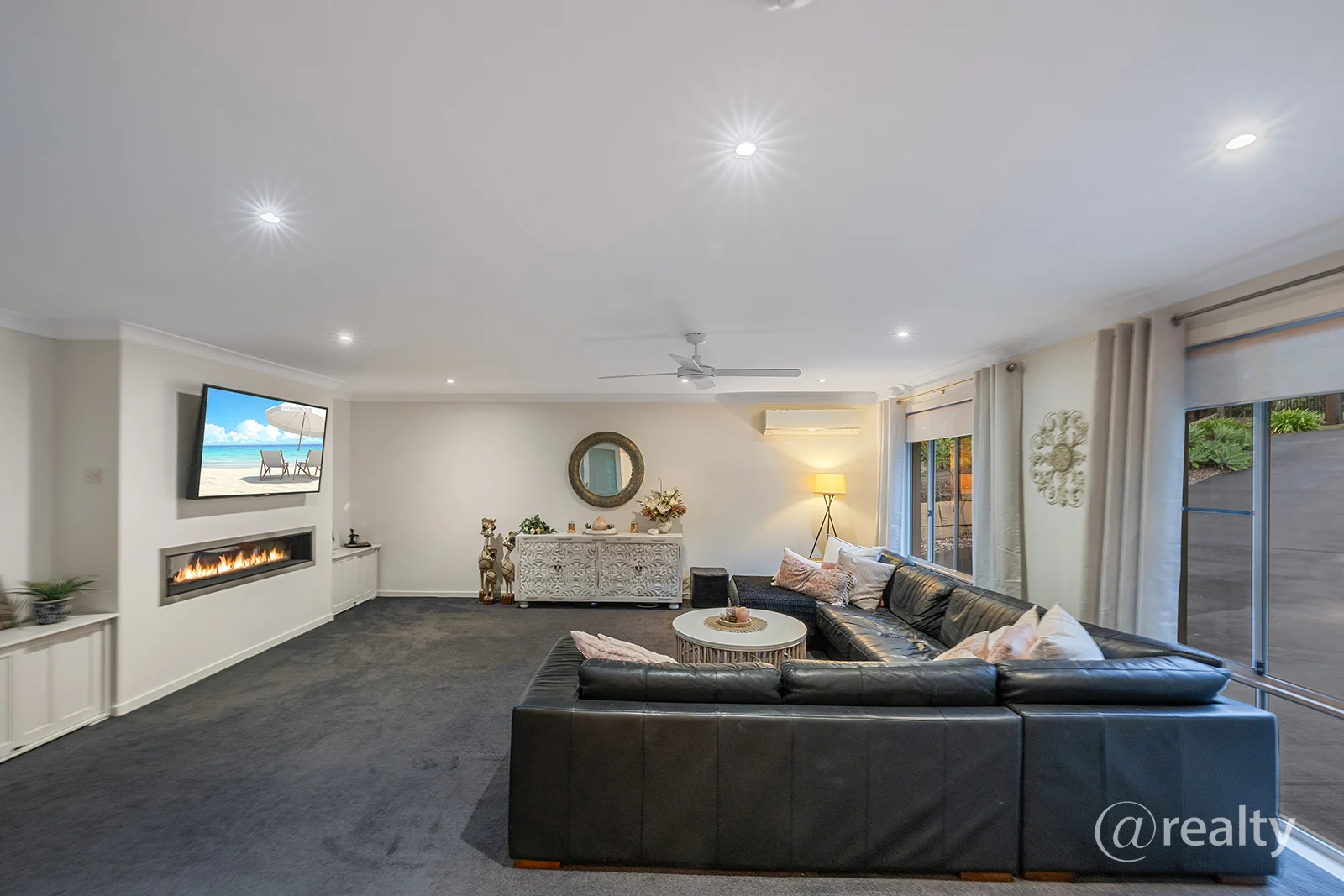 2 Yellow Button Close, Warner QLD 4500 photo 5