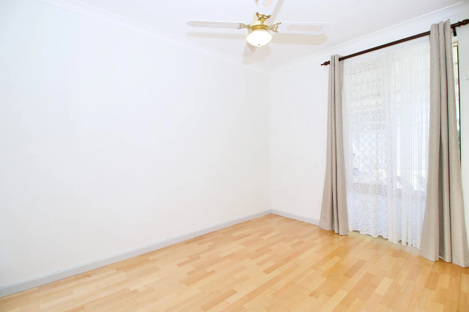 Additional image 16 of 30 Cuthbertson Drive, Cooloongup WA 6168