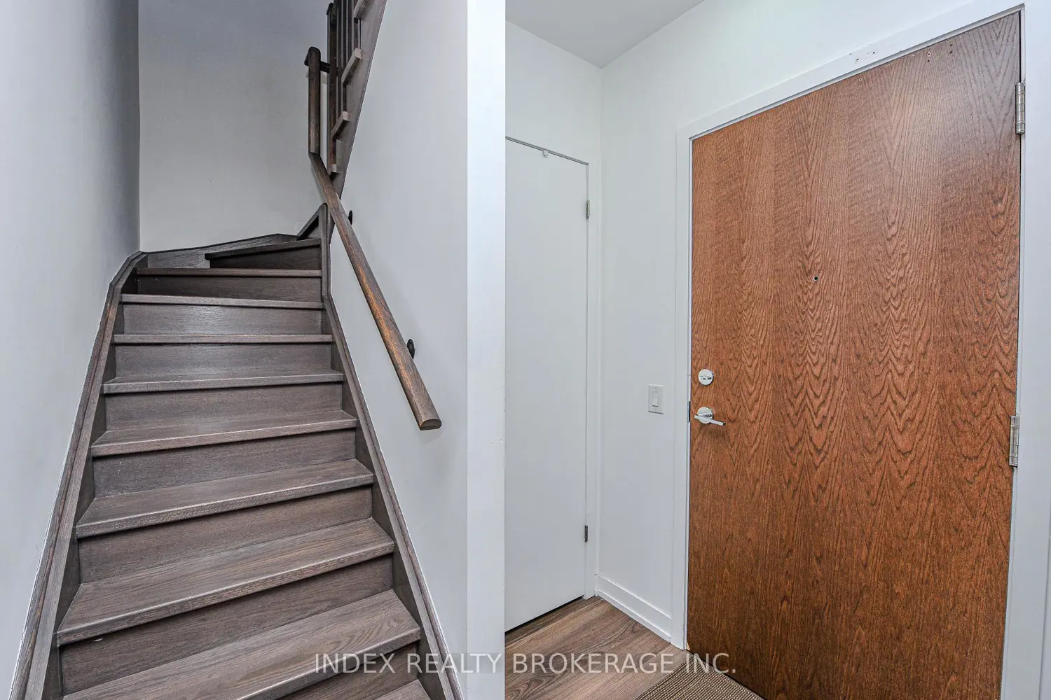 Additional image 5 of 2560 Eglinton Avenue 103