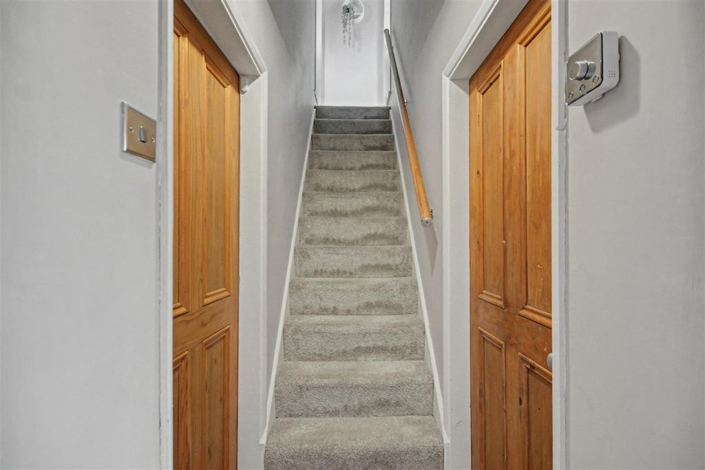 Additional image 11 of 3 bed semi-detached house for saleEaton Road, Stapleford NG9