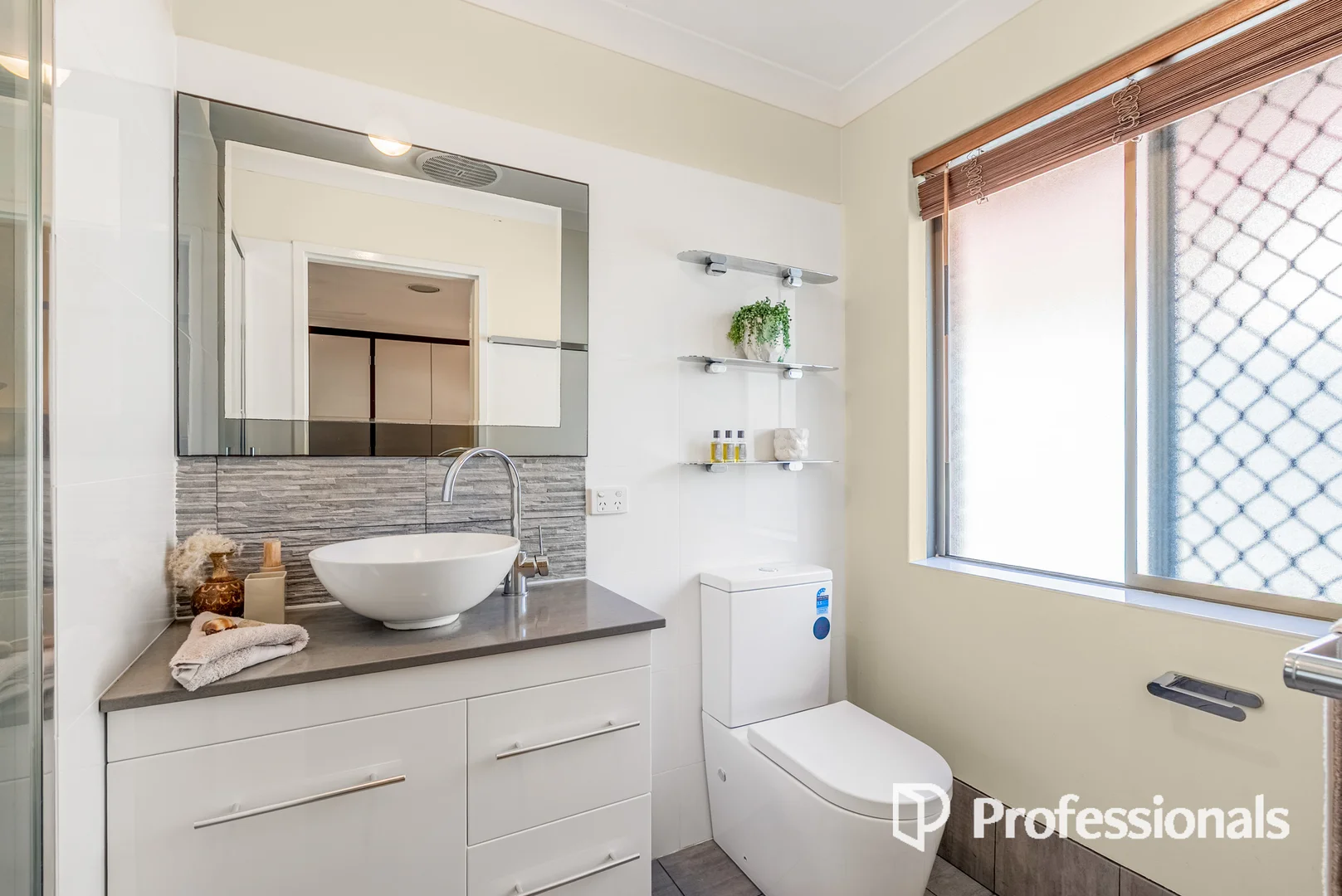 Additional image 18 of 49 Twickenham Drive, Kingsley WA 6026