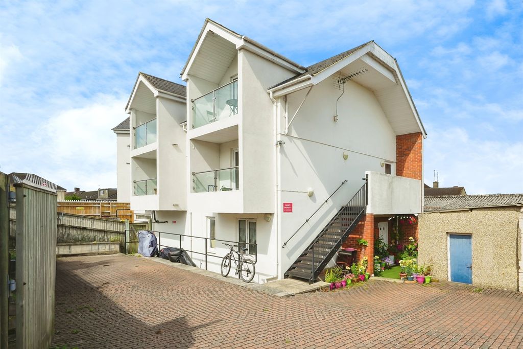 Studio for saleCherwell Drive, Marston, Oxford OX3