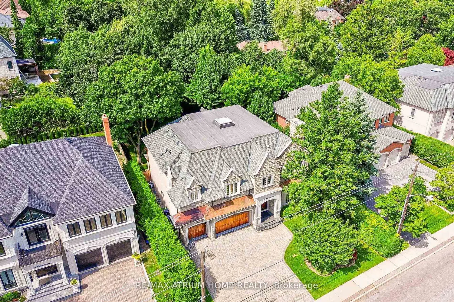 18 Heathcote Avenue photo 2