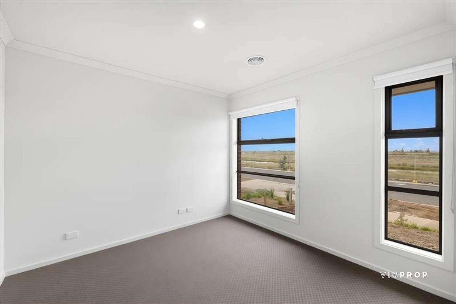 Additional image 2 of 29 Eaglemont Way, Werribee VIC 3030