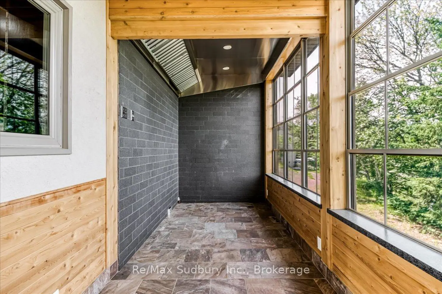 Additional image 20 of 1064 Dew Drop Road