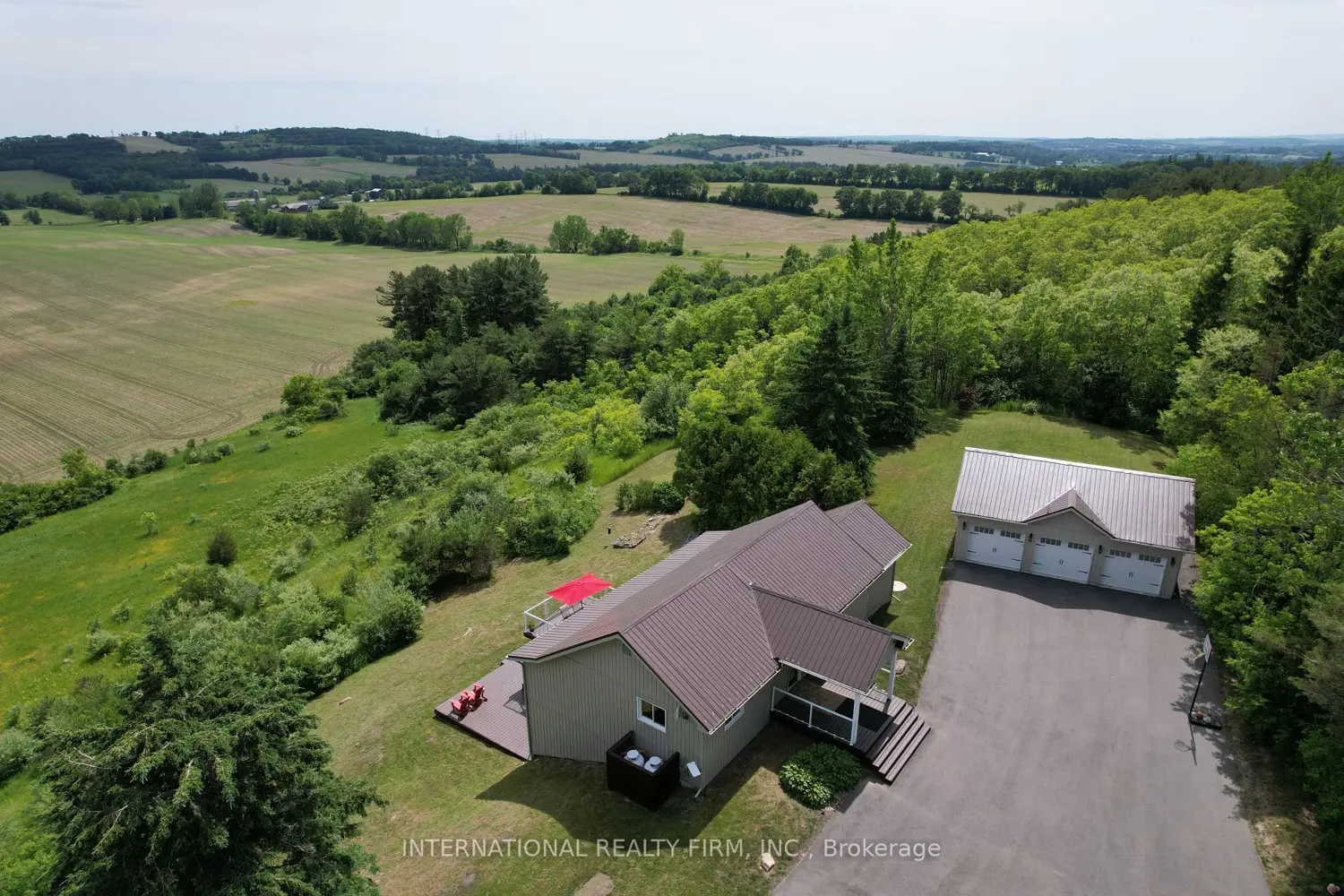 8309 Oak Ridges Drive photo 5