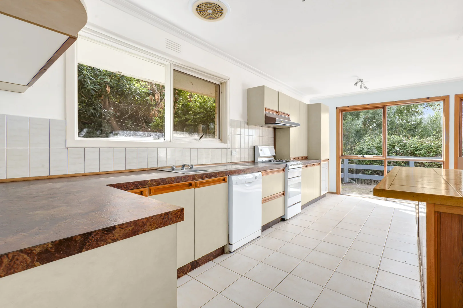 Additional image 4 of 38 Scenic Road, Highton VIC 3216