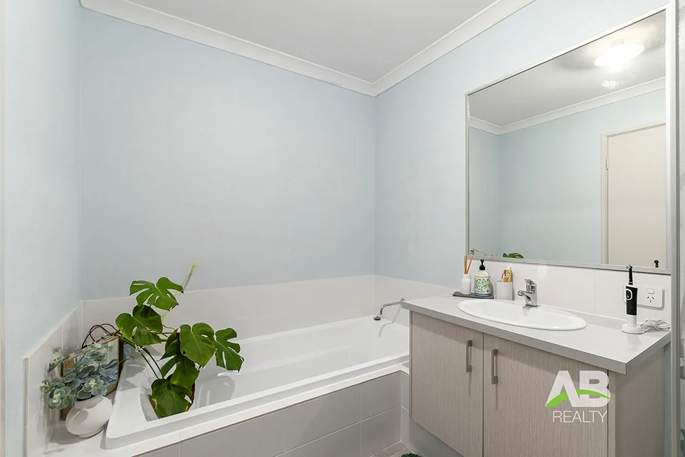 Additional image 20 of 46 Hinckley Parkway, Hocking WA 6065