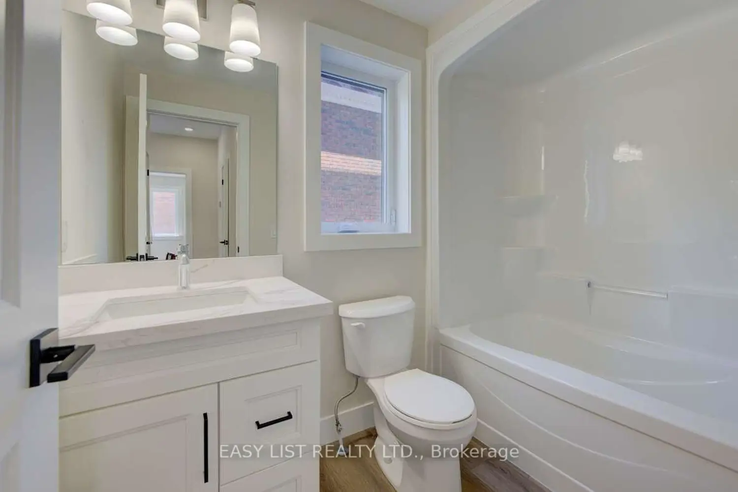 Additional image 9 of 17 Peter Street 4
