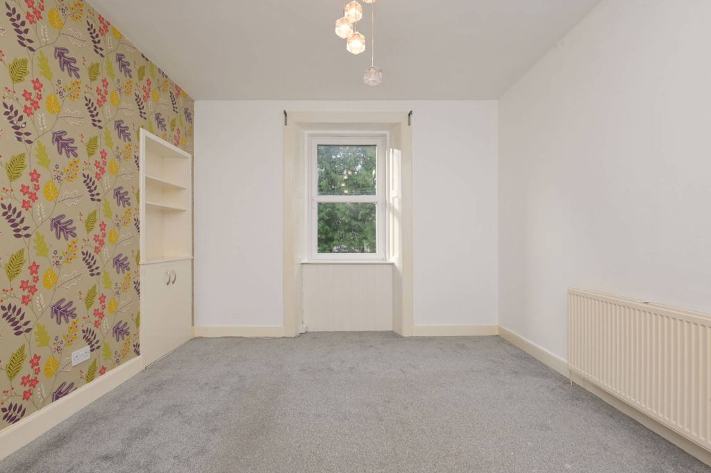 3 bed flat for saleKirkbrae, Galashiels, Borders TD1 photo 3