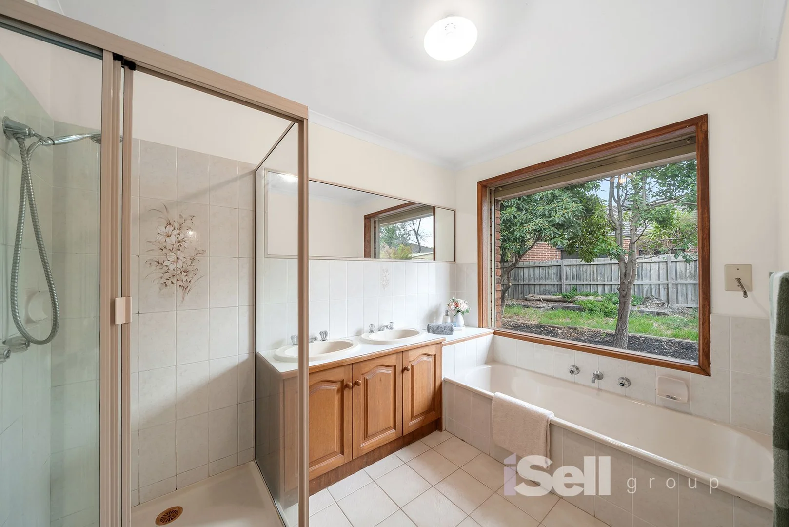 Additional image 11 of 100 Waverley Park Drive, Cranbourne North VIC 3977