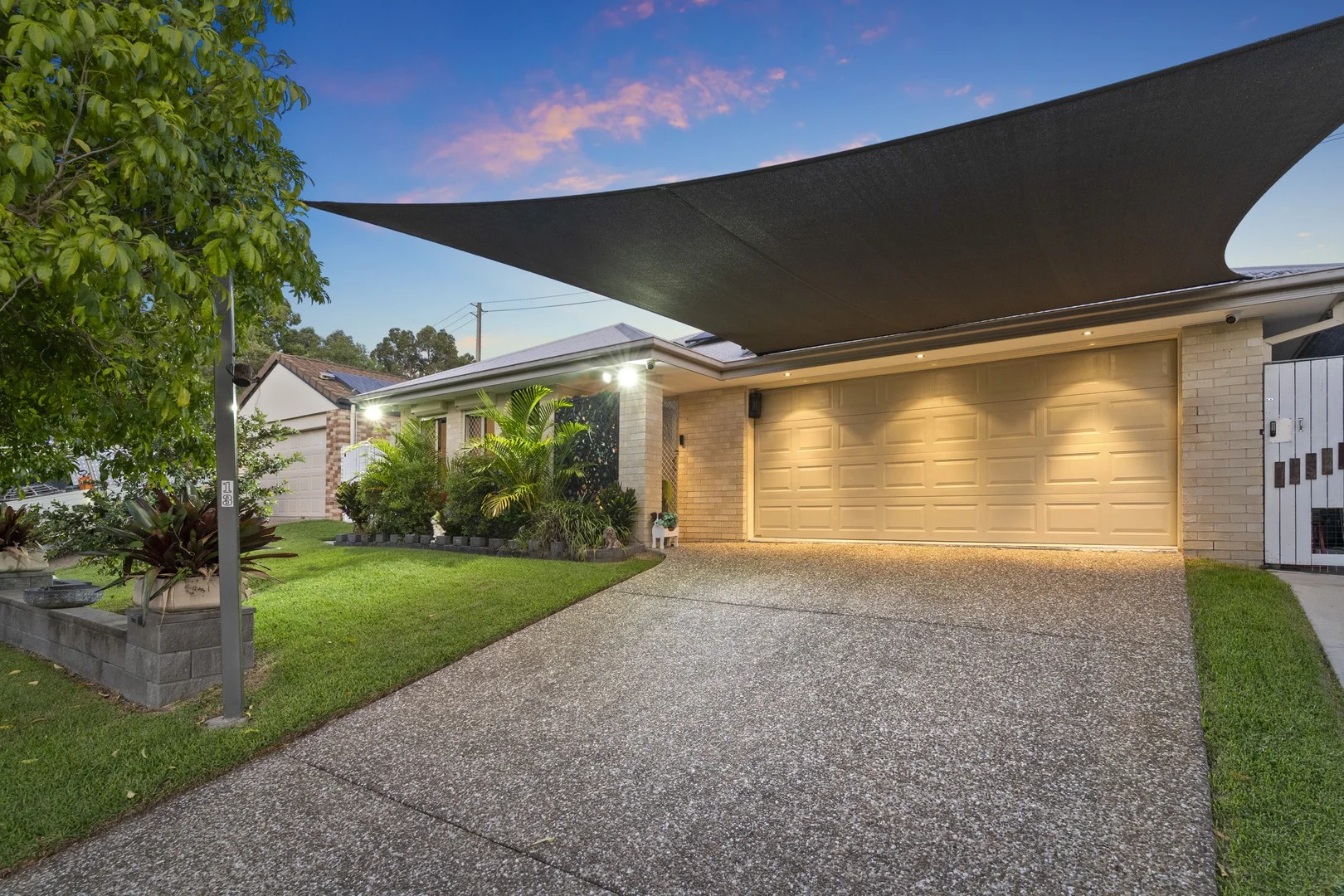 13 Chanel Place, Durack QLD 4077