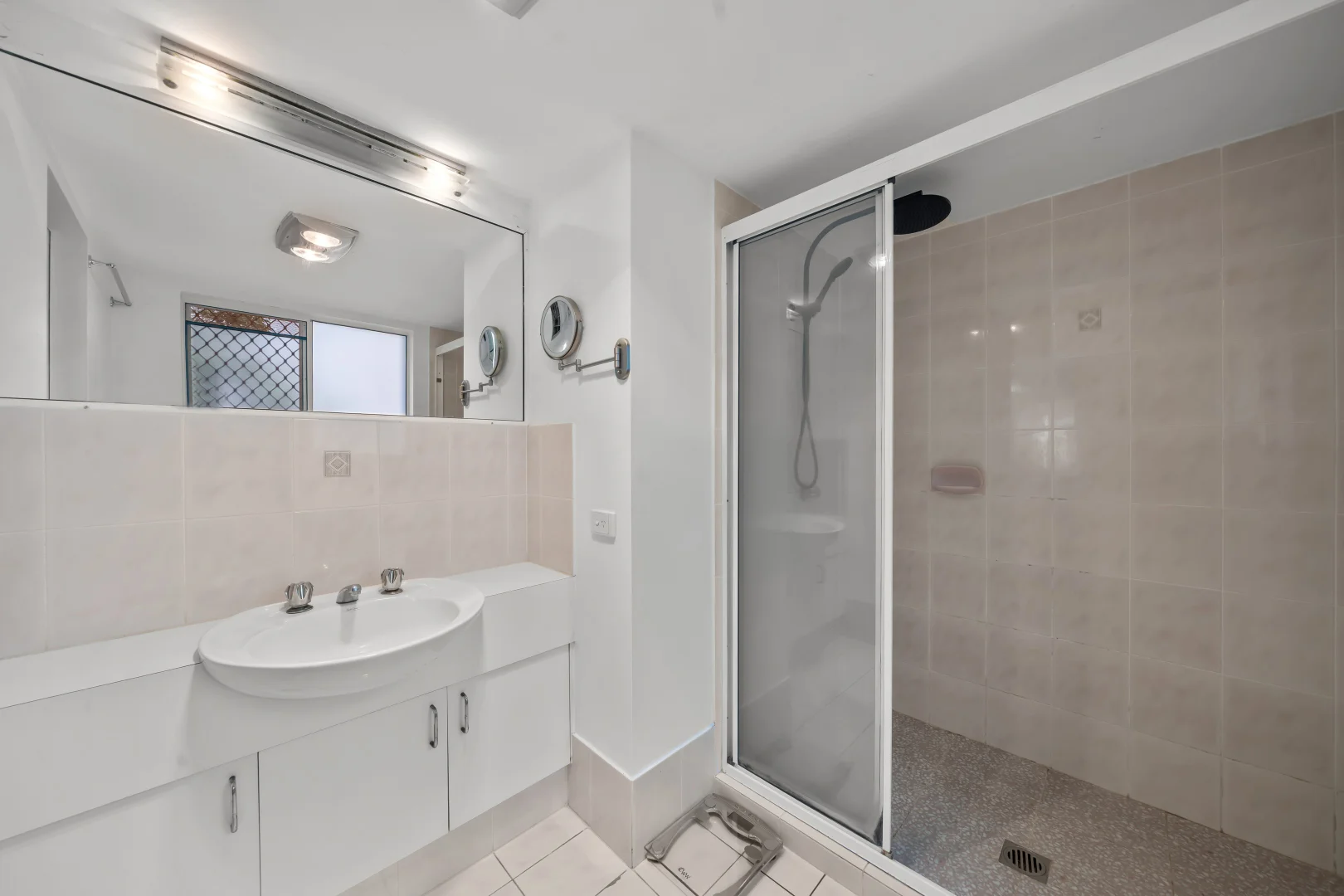 Additional image 9 of 5/34-36 Chelsea Avenue, Broadbeach QLD 4218