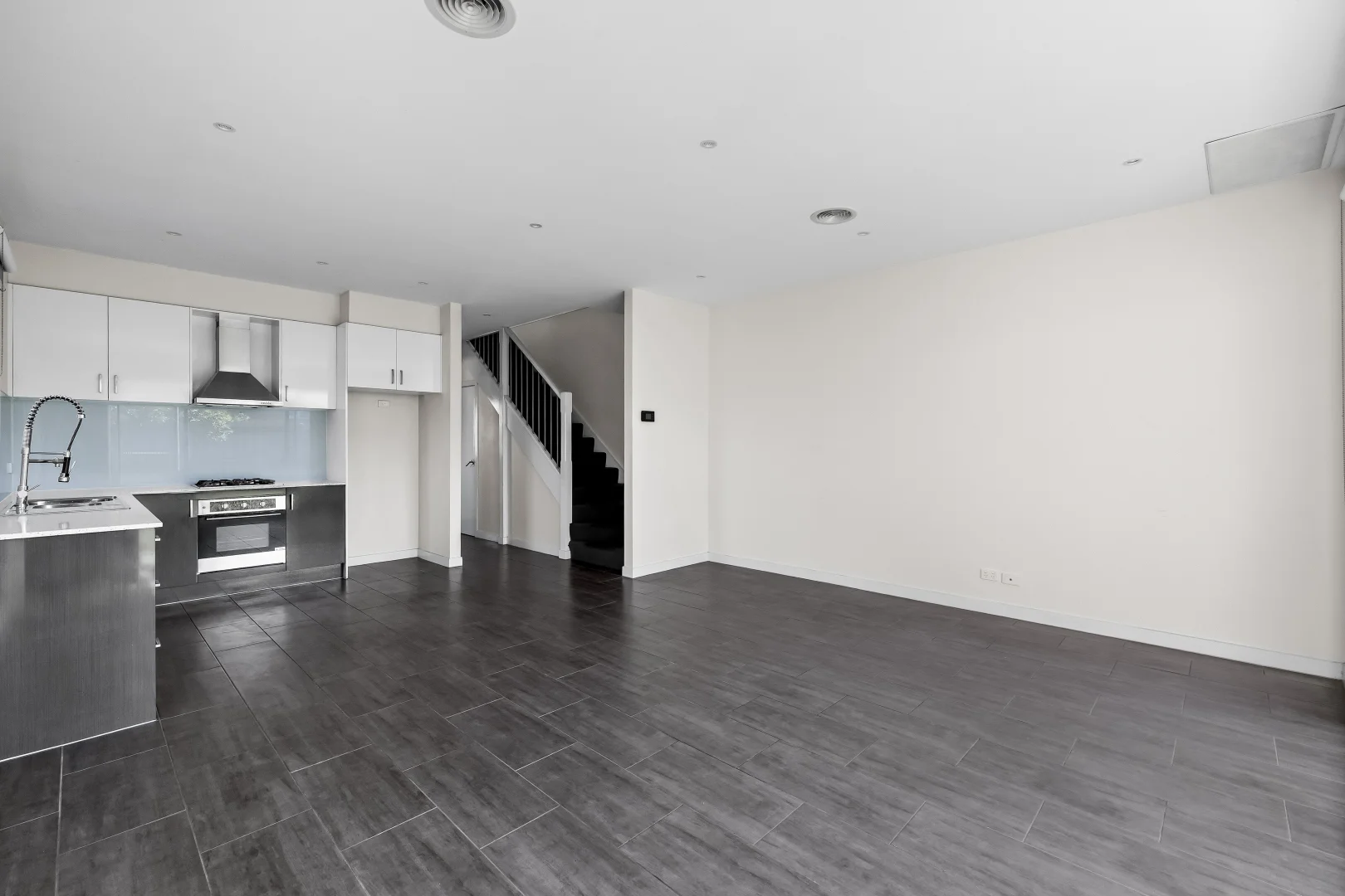 Additional image 5 of 4/236 Boundary Road, Pascoe Vale VIC 3044