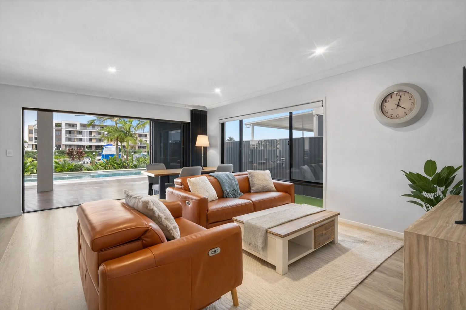 Additional image 3 of 7 N View St, Hope Island QLD 4212