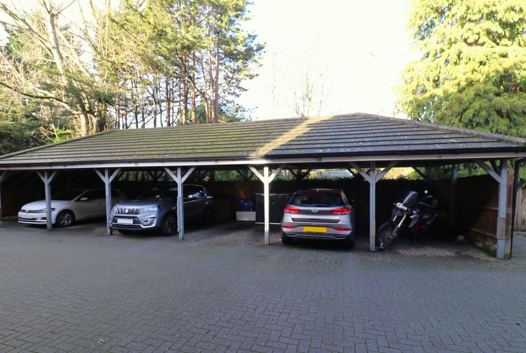 Additional image 8 of 2 bed flat for saleLyons Place, Hedge End SO30
