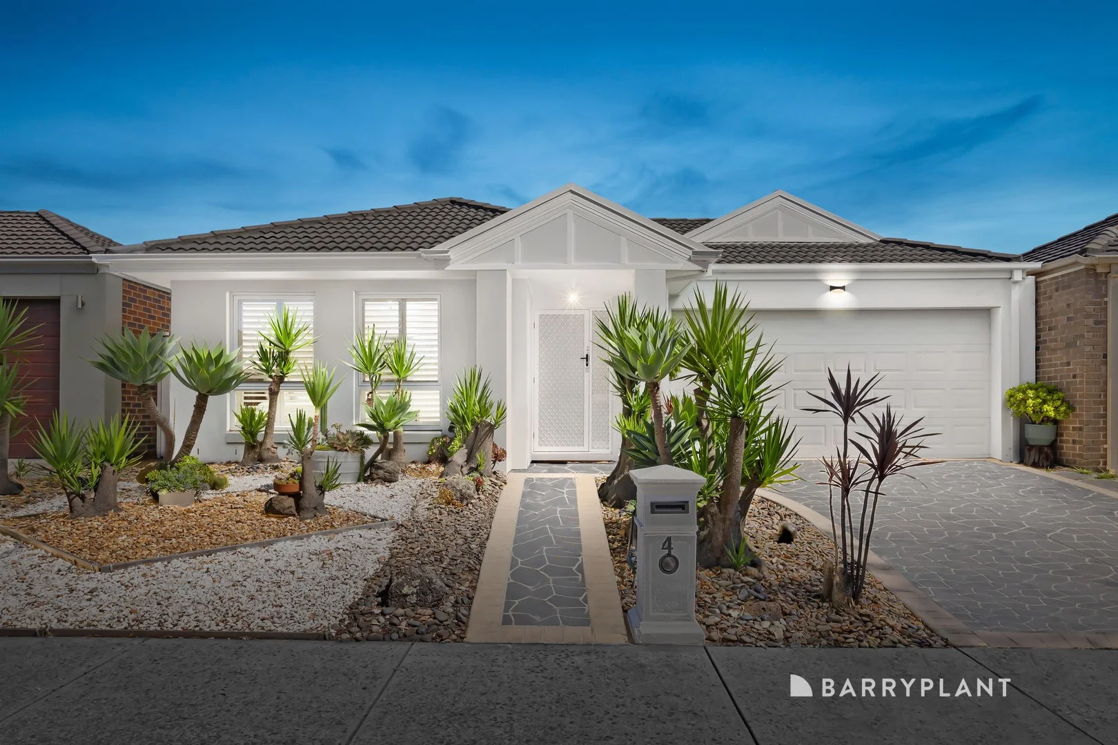 4 Penola Drive, South Morang VIC 3752