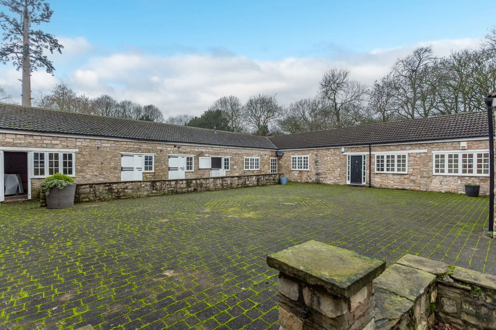 Additional image 37 of 5 bed detached house for saleBroomhouse Lane, Edlington, Doncaster DN12