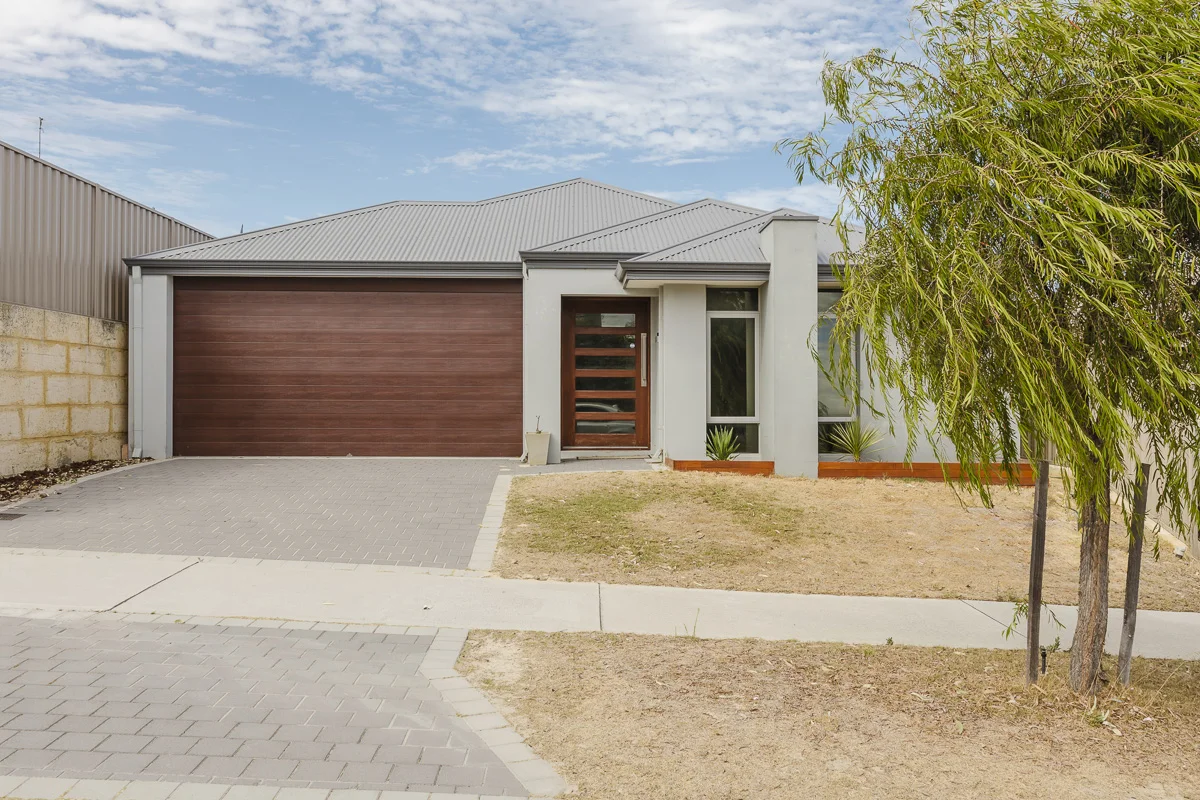 8 Bewick Avenue, Yanchep WA 6035 photo 2