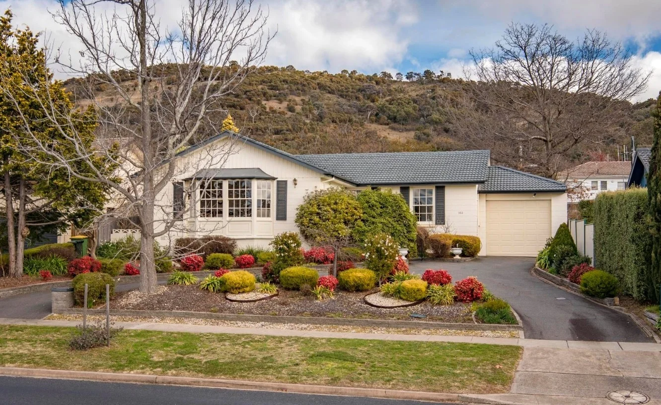 102 Hodgson Crescent, Pearce ACT 2607