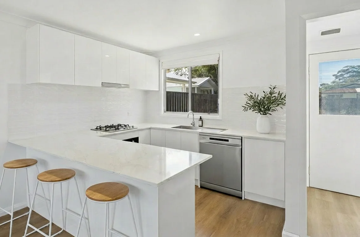 7 Erin Avenue, Berkeley Vale NSW 2261 photo 3