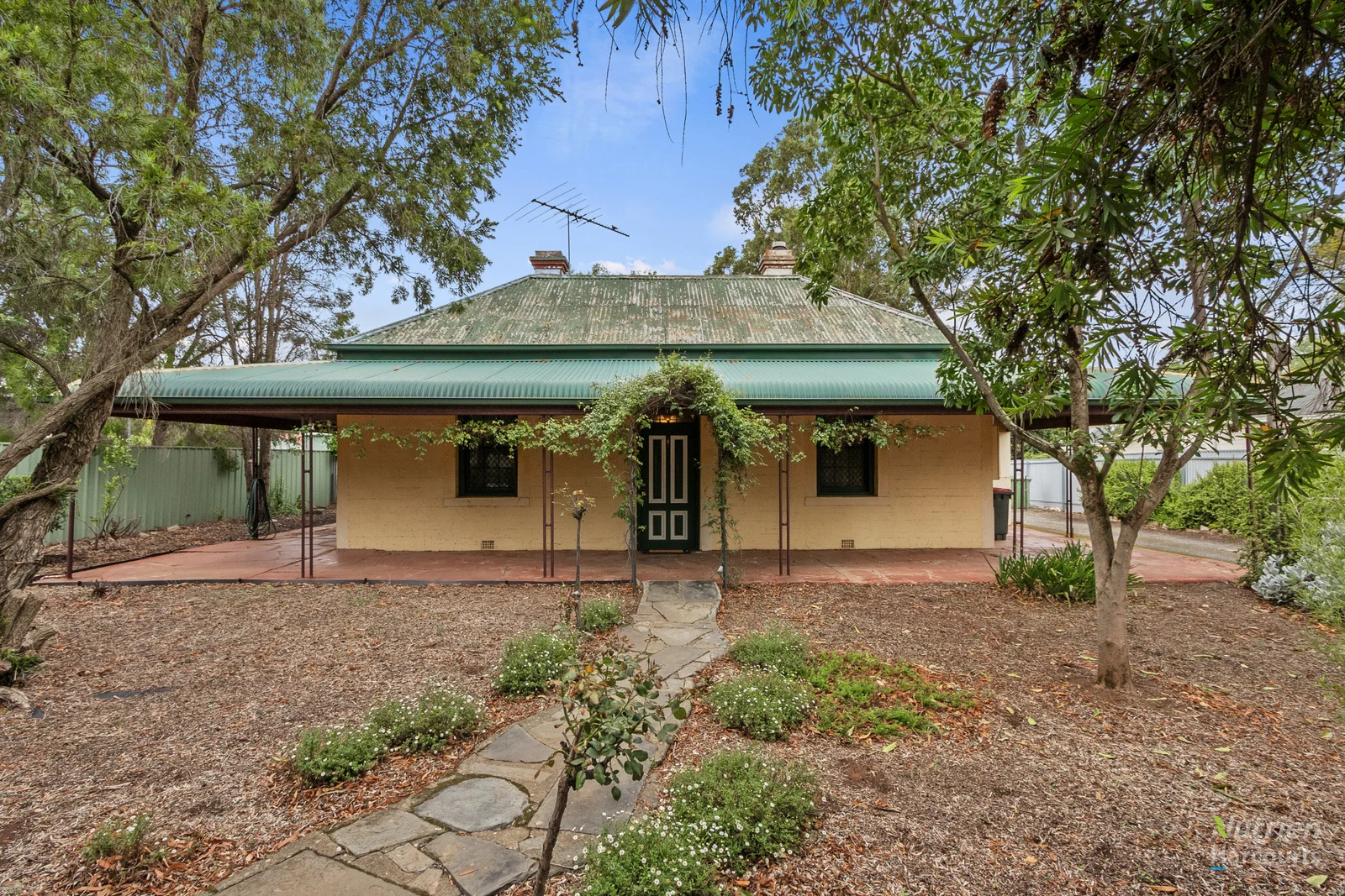 15 Burra Road, Saddleworth SA 5413