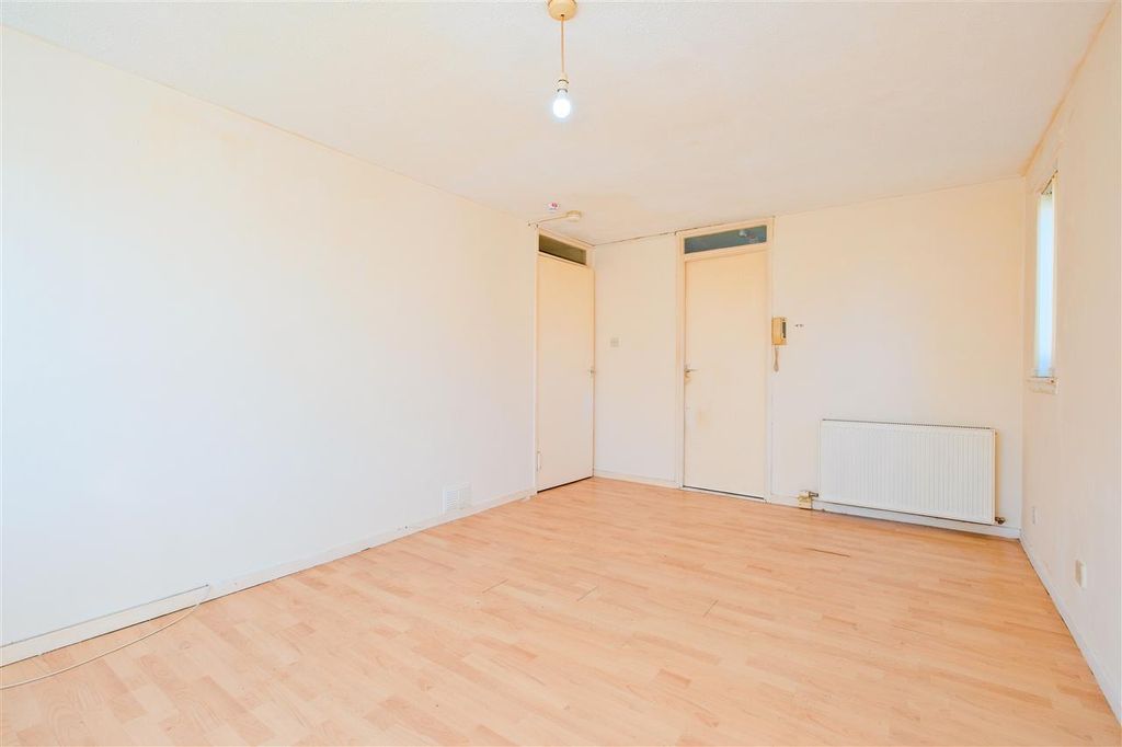 Additional image 3 of 1 bed flat for saleBurnblea Gardens, Hamilton ML3