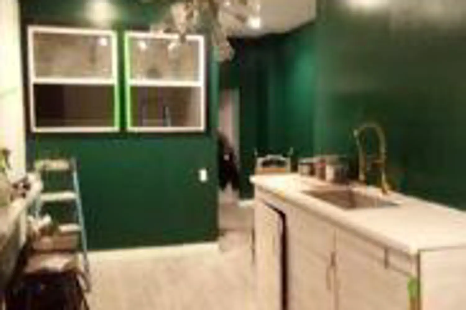 850 Bathurst Street photo 3