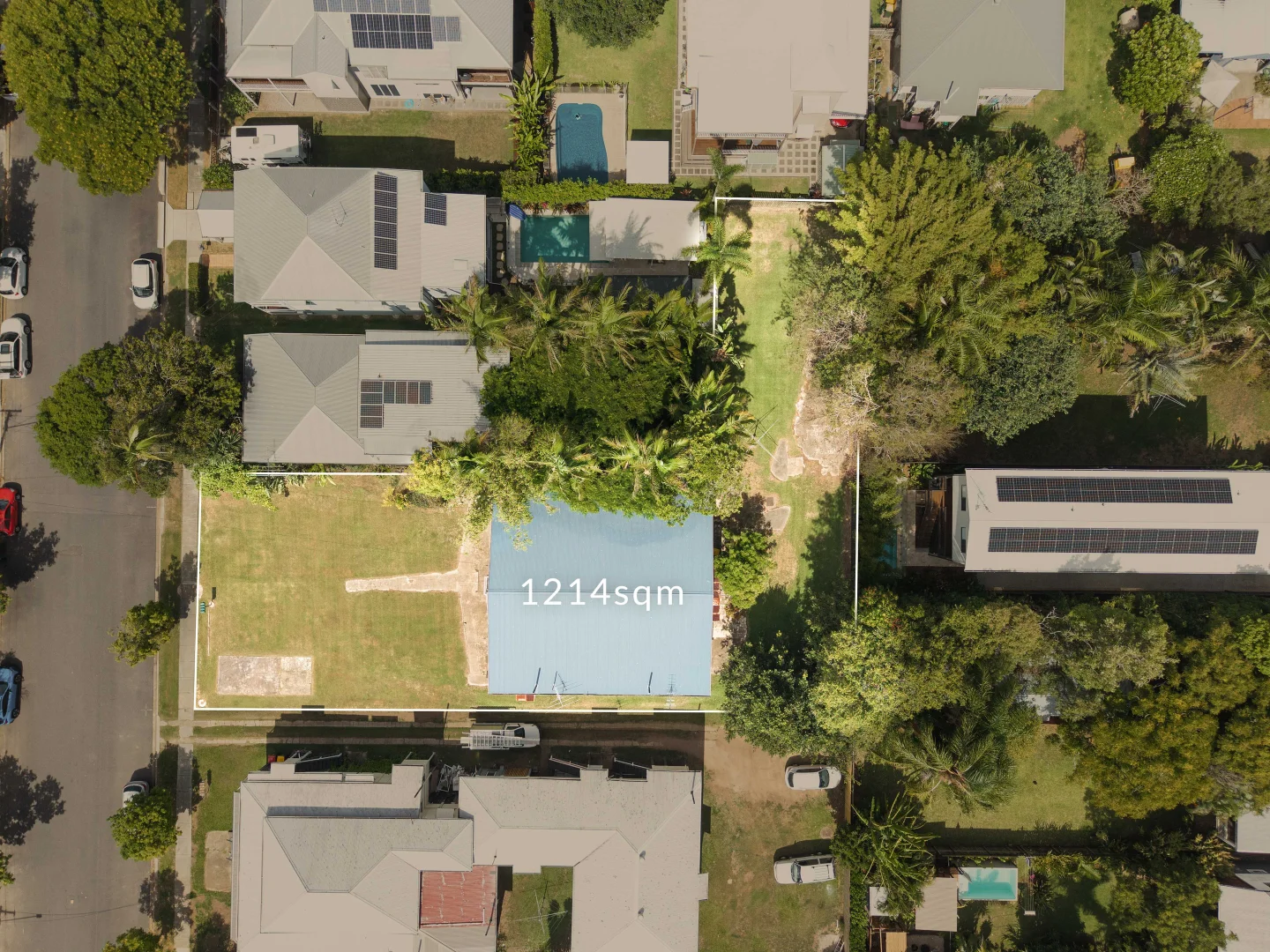 20 Sixth Avenue, Sandgate QLD 4017 photo 5