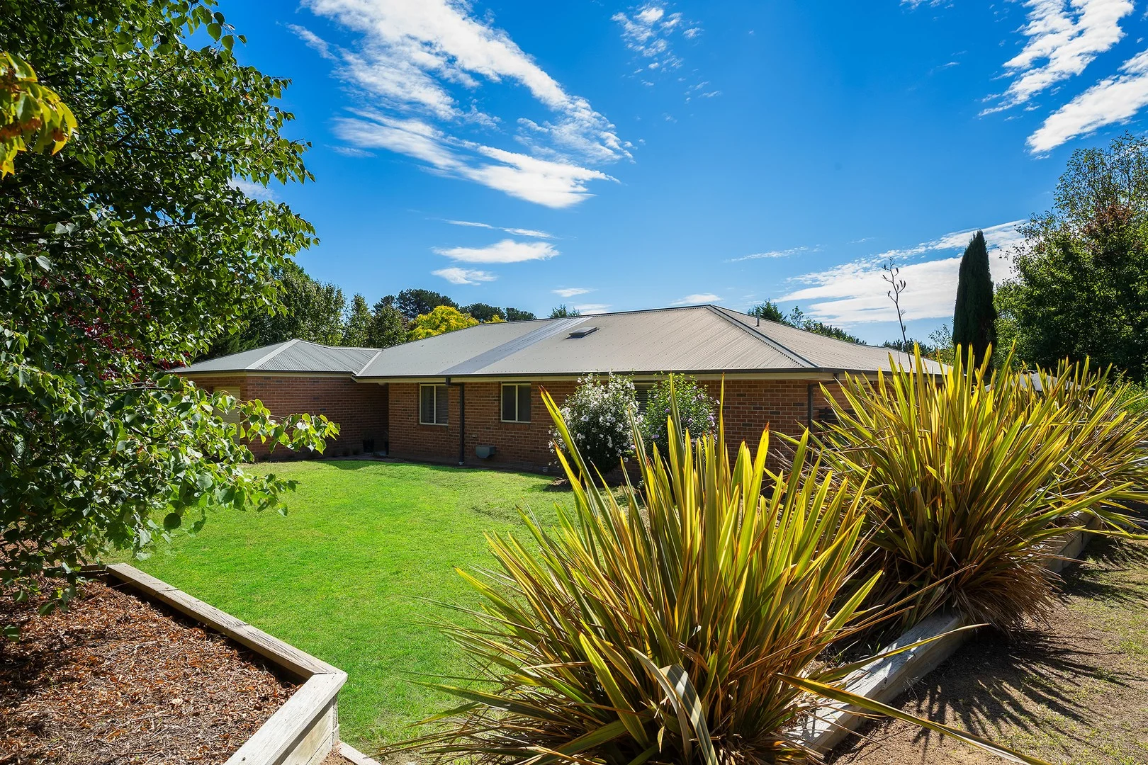 11 Hope Drive, Bungendore NSW 2621