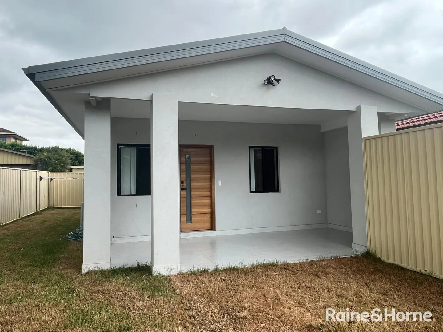 2a Moorhen street, Ingleburn NSW 2565