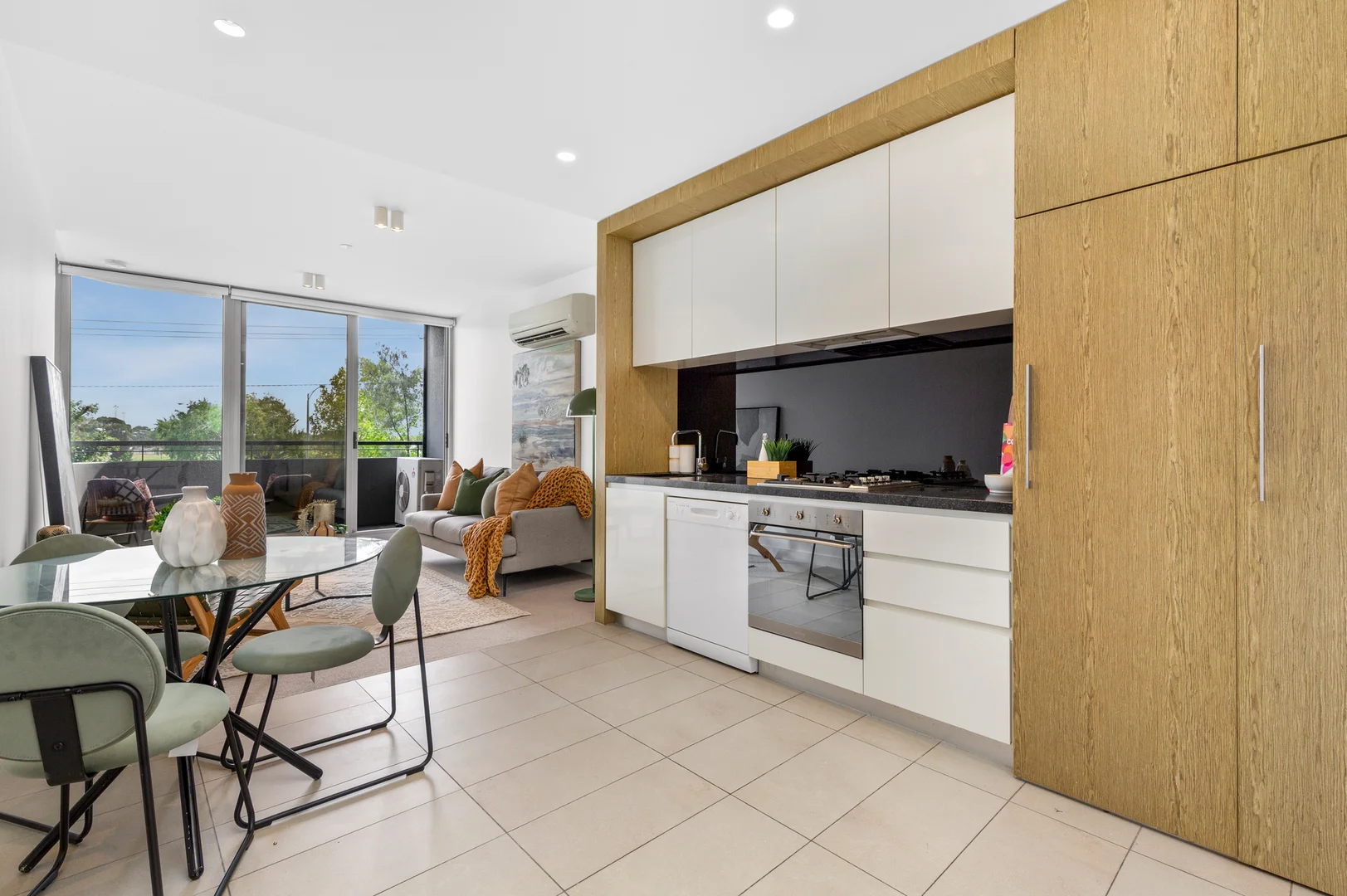 Additional image 4 of 102/74 Queens Road, Melbourne VIC 3004