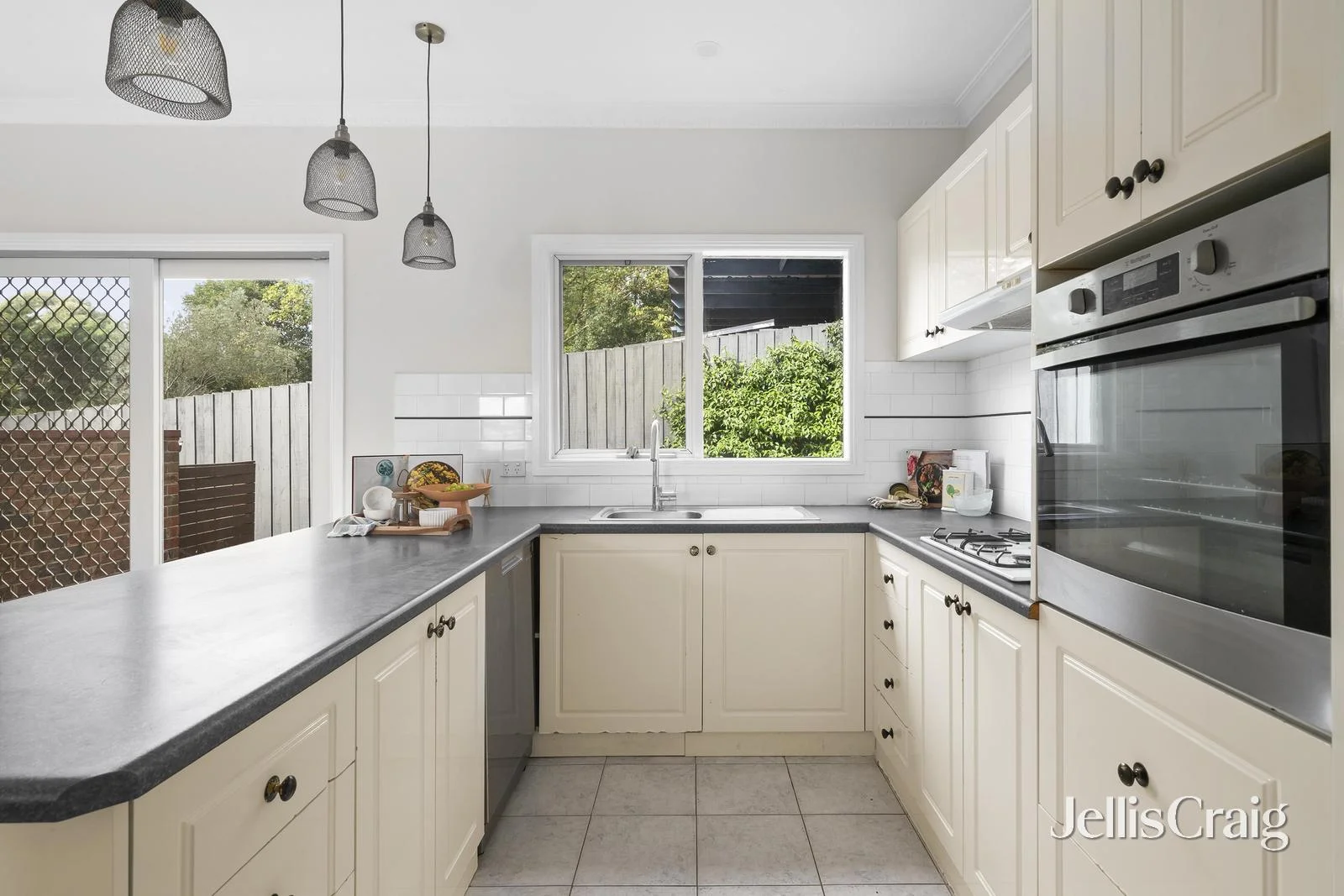 Additional image 10 of 5/18-20 Avalon Grove, Ringwood North VIC 3134