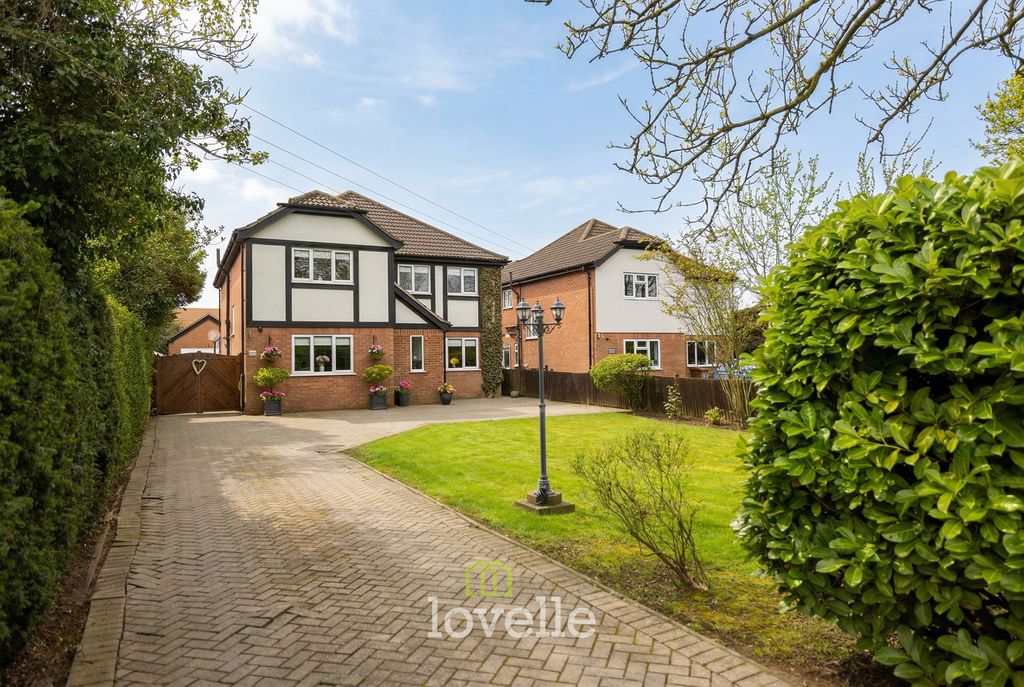 4 bed detached house for saleCheapside, Waltham DN37