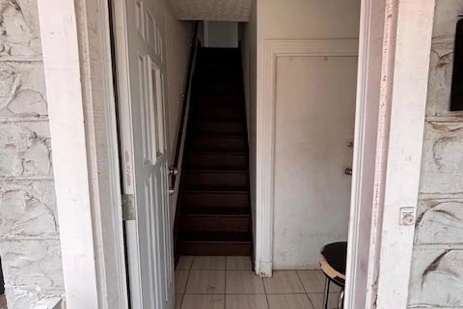 Additional image 10 of 266 Emond Street