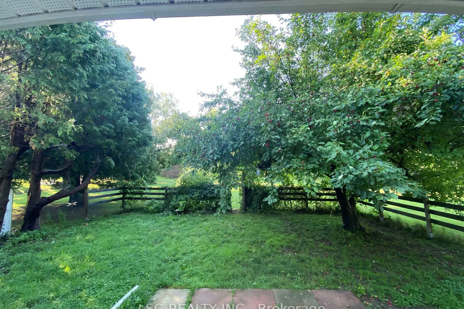 Additional image 4 of 25 Sharon Boulevard