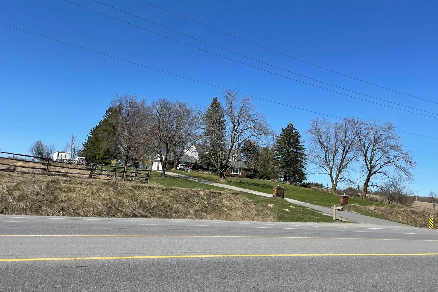 5096 Bloomington Road photo 2