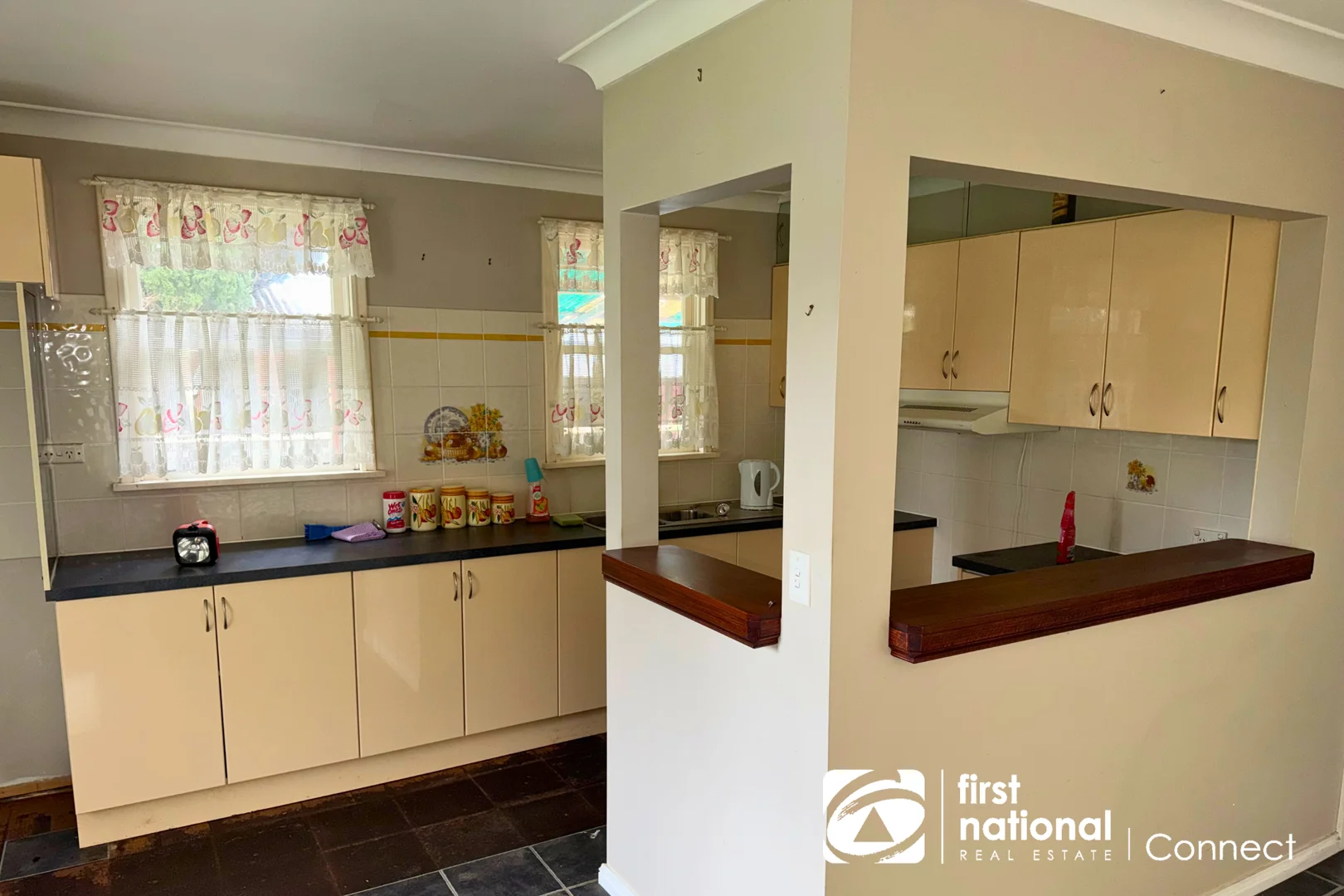 Additional image 3 of 8 Luzon Avenue, Lethbridge Park NSW 2770