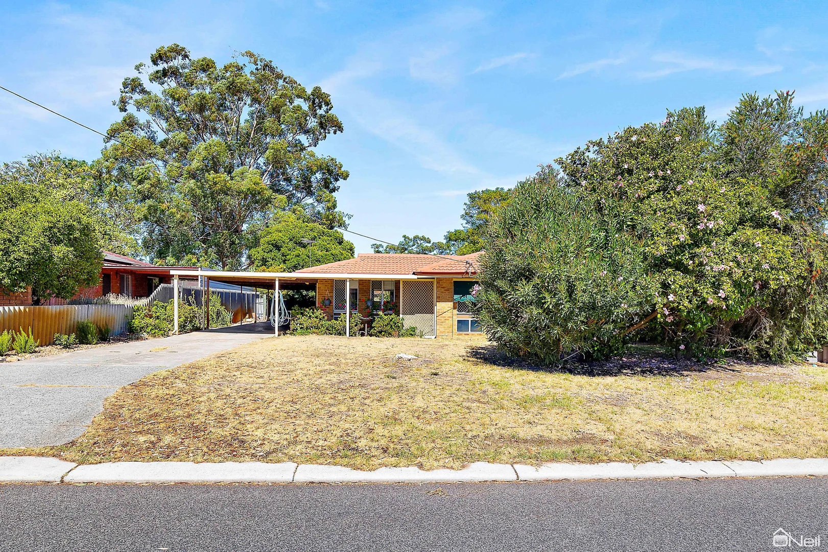 Additional image 34 of 8 Parer Close, Thornlie WA 6108