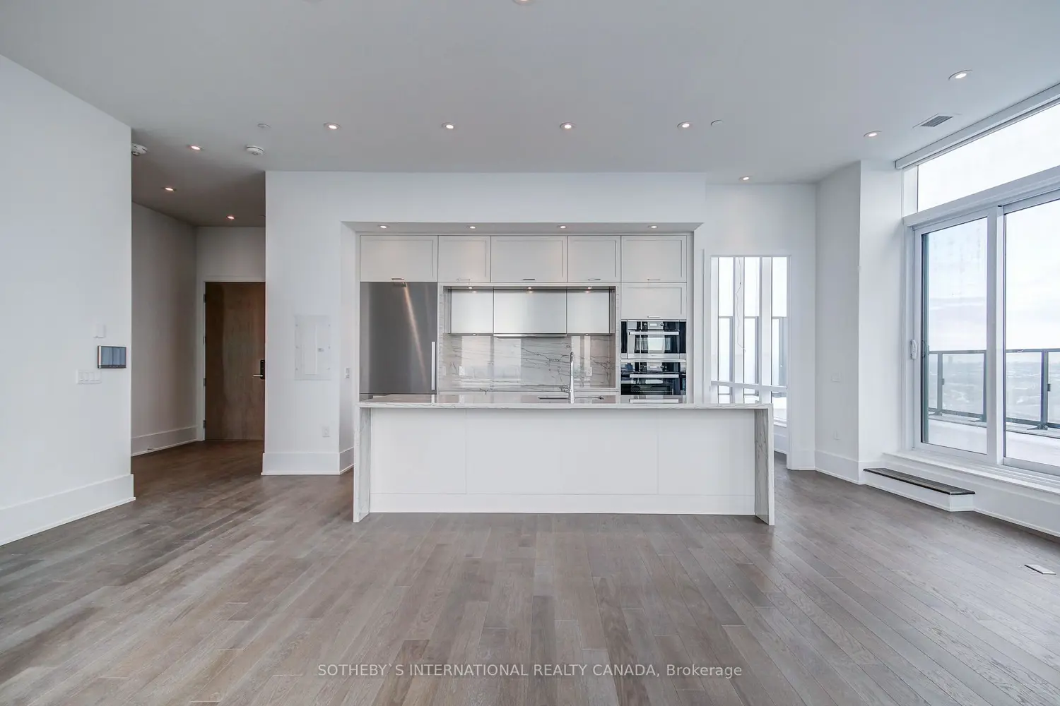 575 Bloor Street Ph07 photo 2