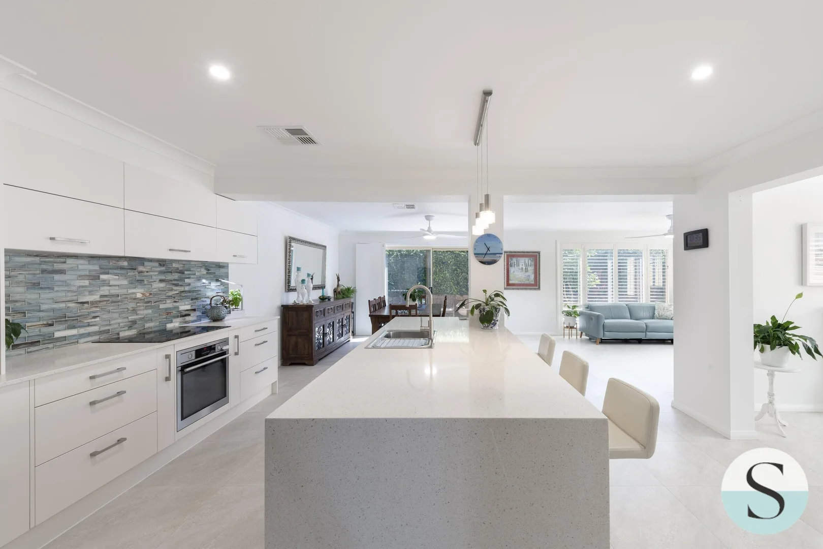 Additional image 4 of 11 Ebbtide Avenue, Caves Beach NSW 2281