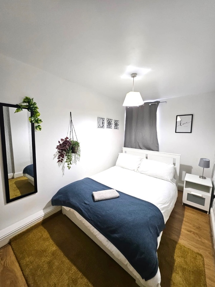 2 Bed Flat, Brick Lane, E1, N1 7GU photo 2