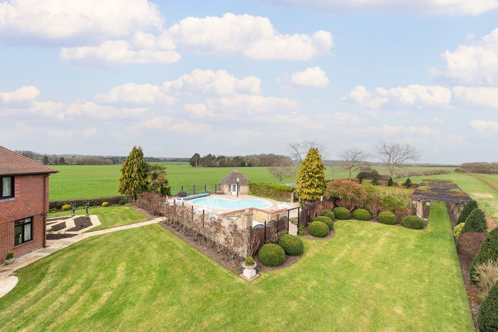 Additional image 4 of 5 bed detached house for saleWestfield Road, Oakley, Bedfordshire MK43