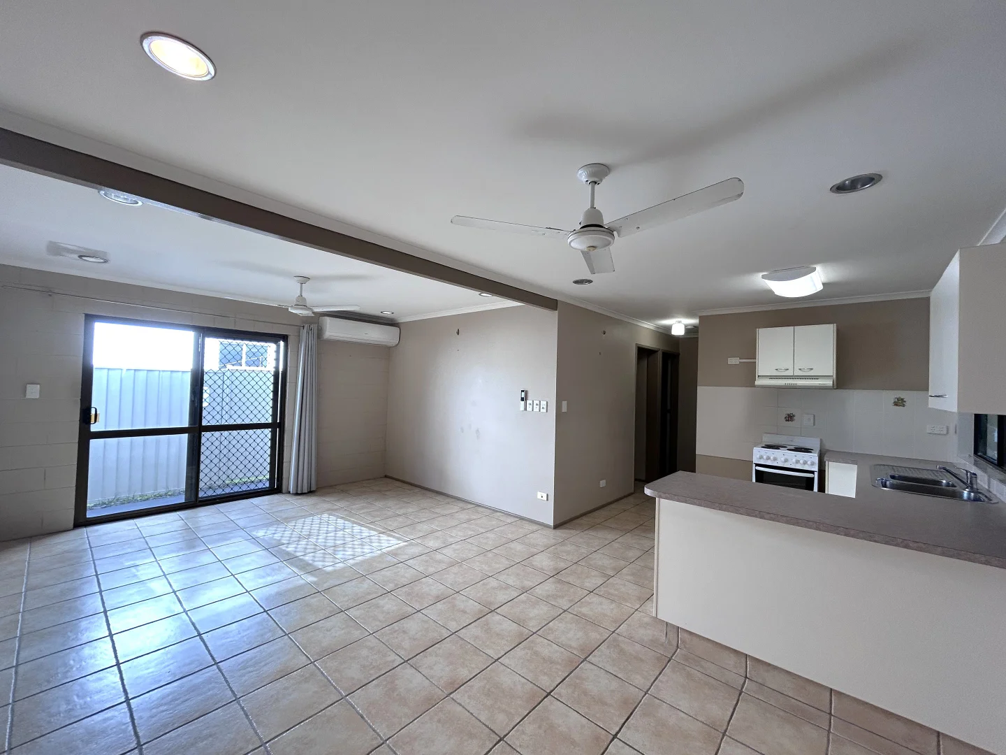 Additional image 2 of 1/92 Roderick Street, Moffat Beach QLD 4551