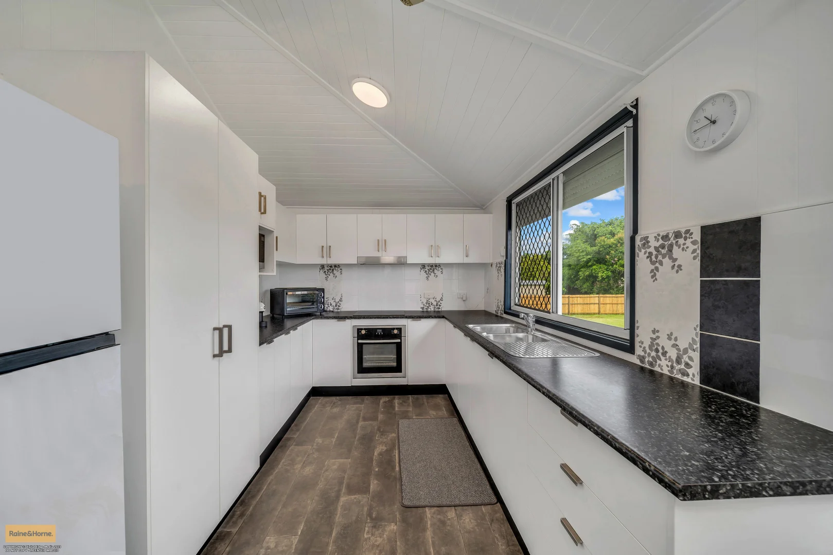 Additional image 4 of 5 Batchelor Street, Goondi Bend QLD 4860
