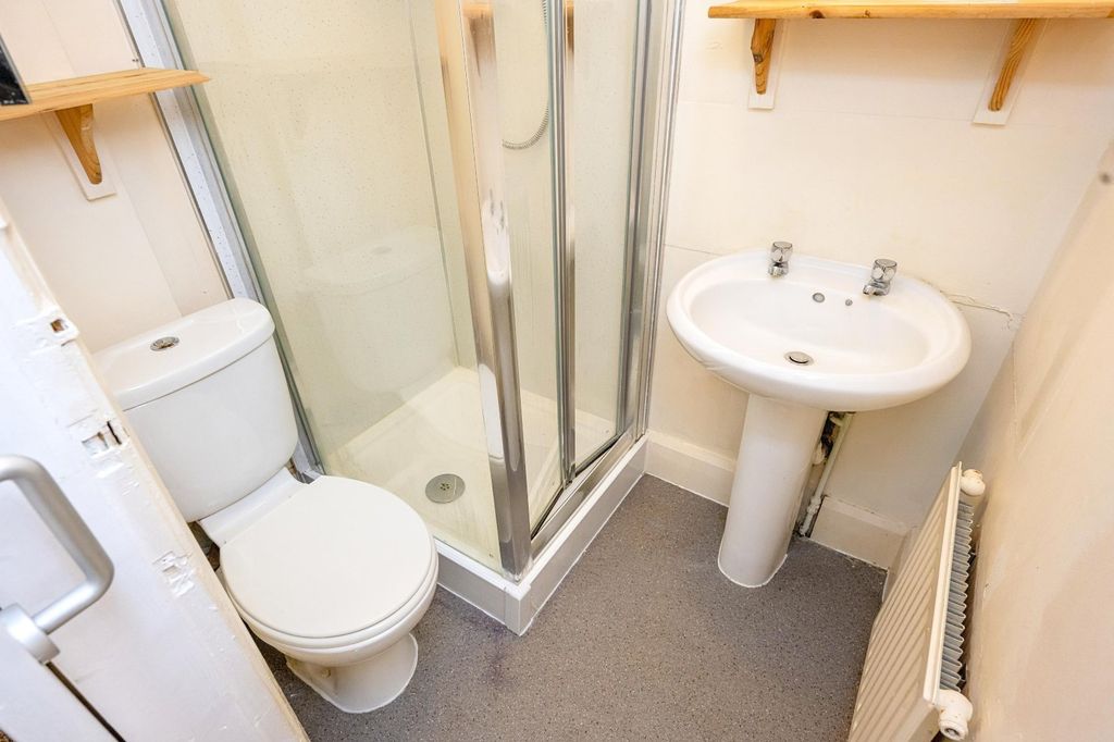 Additional image 12 of 6 bed flat for saleShrewsbury Road, Stafford, Staffordshire ST17