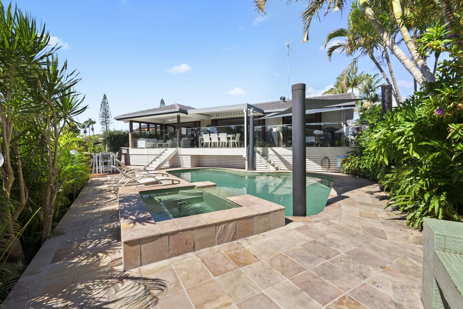 Additional image 18 of 18 Donegal Crescent, Sorrento QLD 4217