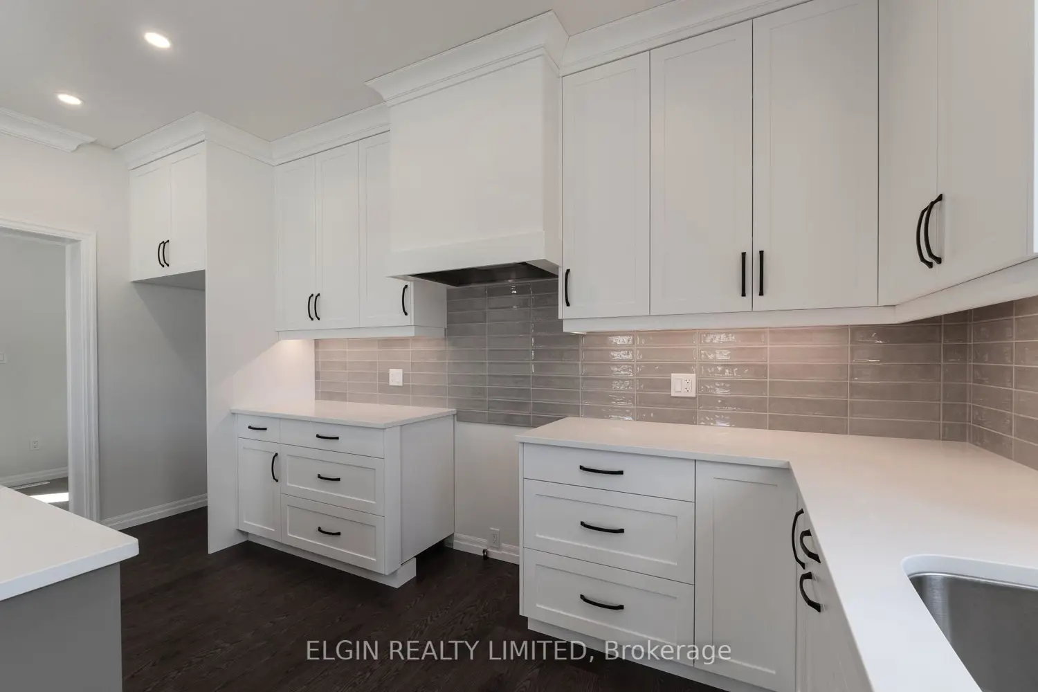 Additional image 11 of 12 Braun Avenue