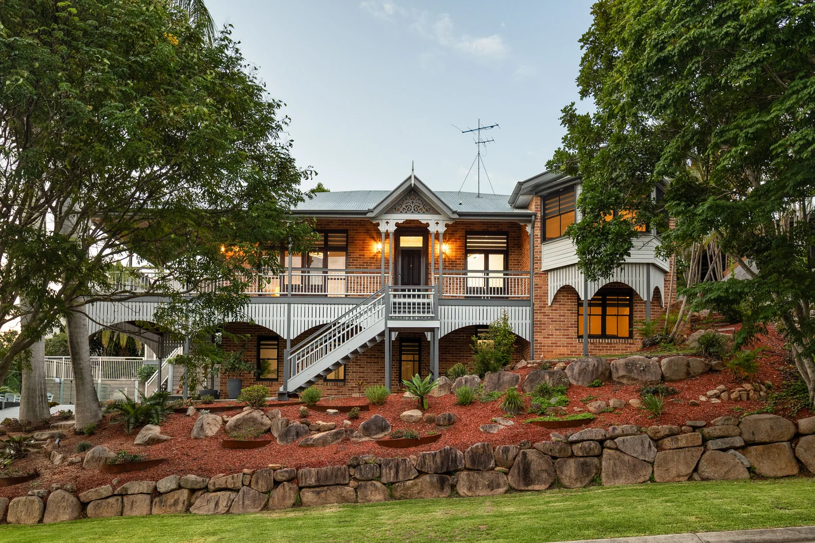 Additional image 2 of 32 Tristania Drive, Bardon QLD 4065